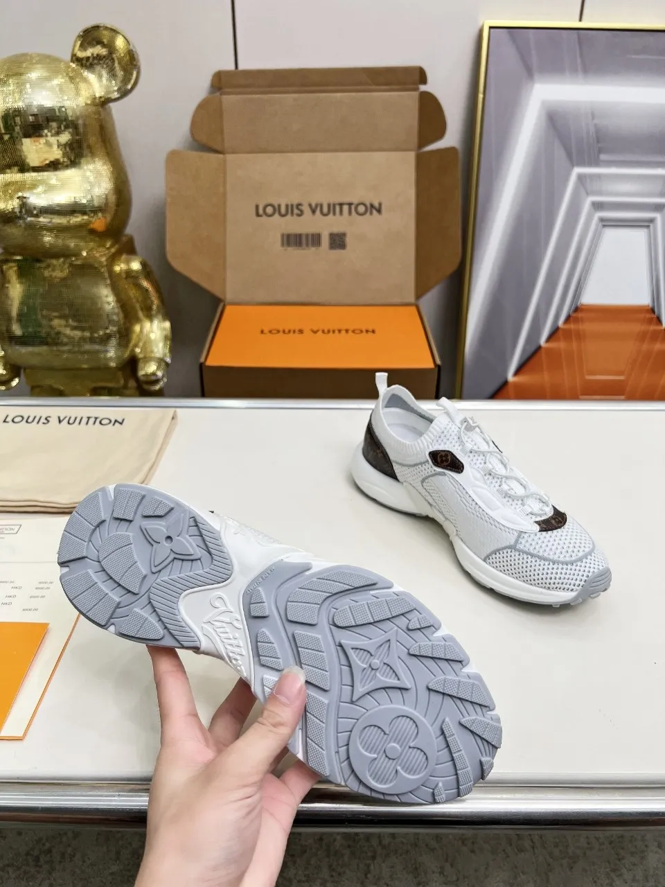 Men's Men's Shoes💰540 Men's and Women's LV Olym Men's Shoes💰ia sneakers are knitted technical fabric body with Monogram canvas trim, elastic laces and pull tabs for easy on and off, and light outsoles embellished with Monogram flowers for a comfortable and elastic wearing experience. Knitted technical fabric shoelaces, Louis Vuitton elements 35-45 (34*45*46* custom-made, non-refundable and non-exchangeable)